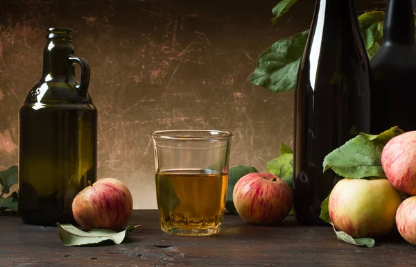 Glass of cider — Stock Photo, Image