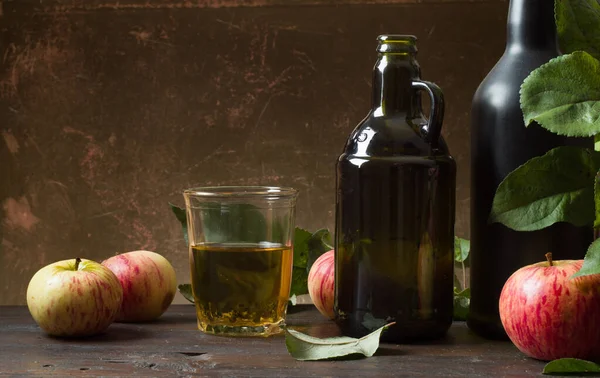 Glass of cider — Stock Photo, Image