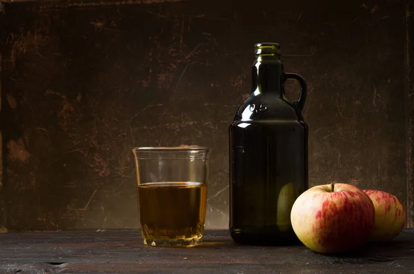 Ποτήρι μηλίτη — Φωτογραφία Αρχείου