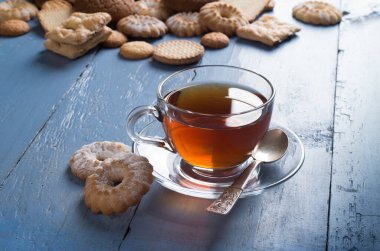 Masada bir fincan çay.