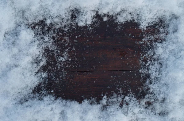 Textura de madeira velha com flocos de neve — Fotografia de Stock