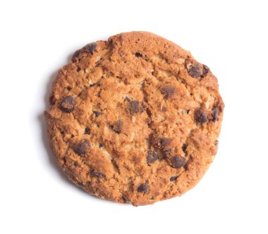 Beyaz arkaplanda izole edilmiş çikolatalı kurabiye