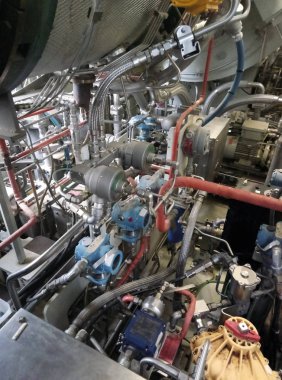 Gaz türbin motoru jeneratör.