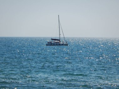 Denizdeki yat..