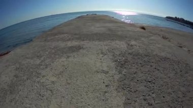 Eski beton iskele. Hazar Denizi. Kazakistan. Aktau.