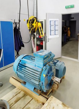 Elektrikli motor mavisi.