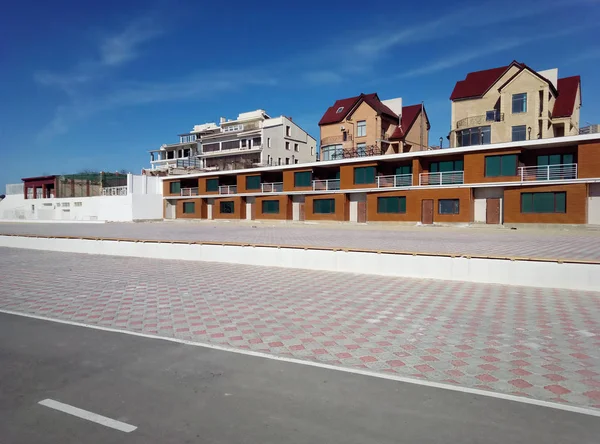 Casas en el paseo marítimo. —  Fotos de Stock