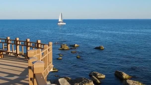 Nuevo Sendero Largo Las Rocas Aktau Costa Del Mar Caspio — Vídeo de stock