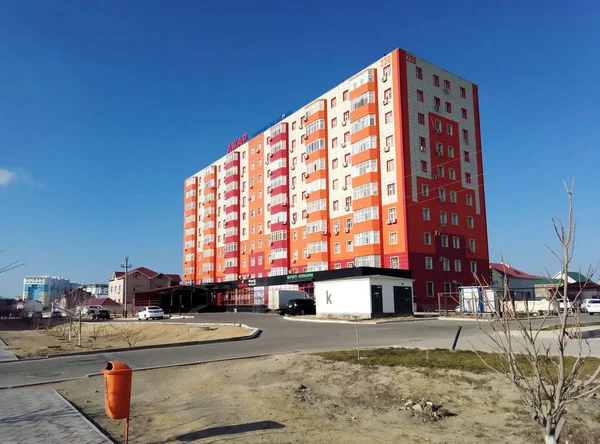 Huizen in aktau. — Stockfoto