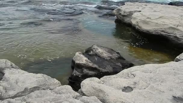 Die Felsige Küste Des Kaspischen Meeres Kasachstan Mangistau Juli Jahr — Stockvideo