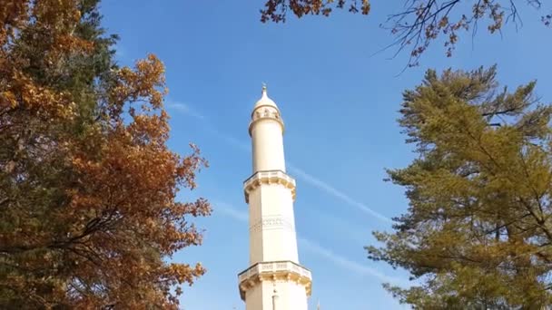 Minaret Uitkijktoren Tuin Van Kasteel Lednice Tsjechië — Stockvideo