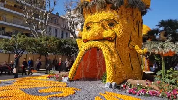マントン フランス 2019 レモンとフランス マントンのレモンのお祭りが有名な シトロン でオレンジのアートが作られました 有名な果樹園は年間 230 000 — ストック動画