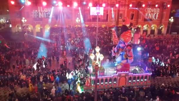 Nizza Francia Febbraio 2019 Persone Che Festeggiano Carnevale Piazza Massena — Video Stock