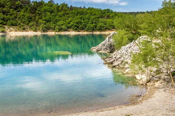 Lake in the Gorges du Verdon, France — Stock Photo, Image