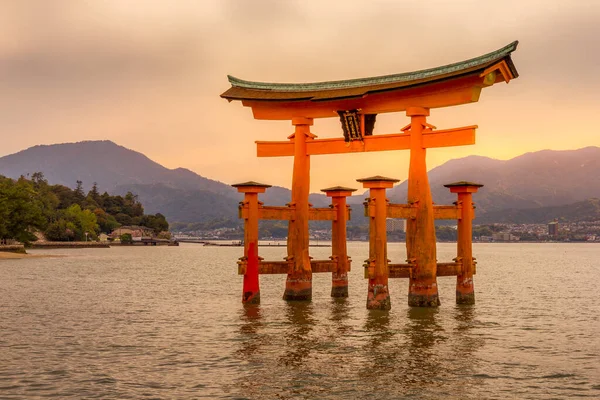 Floating Gate Itsukushima Shrine Miyajima Island Χιροσίμα Ιαπωνία Σημάδι Πύλης — Φωτογραφία Αρχείου