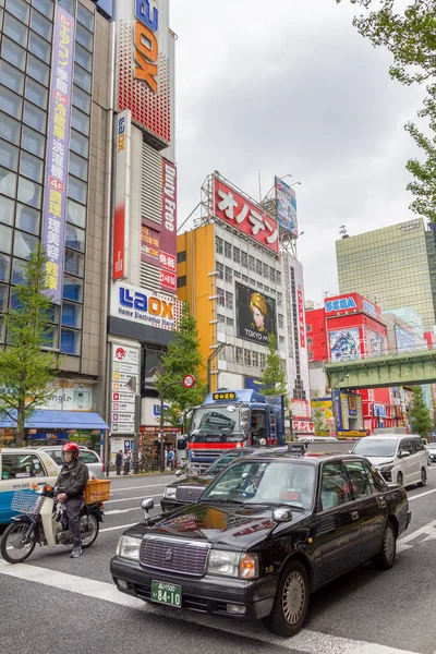 Tokio Japón Abril 2019 Gente Caminando Por Zona Akihabara Lugar —  Fotos de Stock