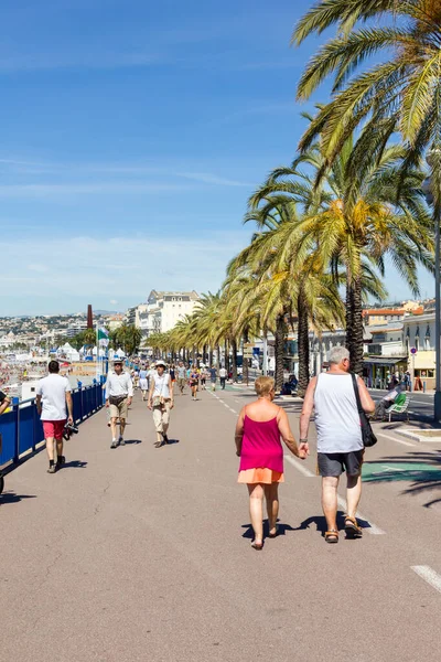 Νίκαια Γαλλία Ιουνίου 2016 Άνθρωποι Που Περπατούν Δίπλα Από Promedade — Φωτογραφία Αρχείου