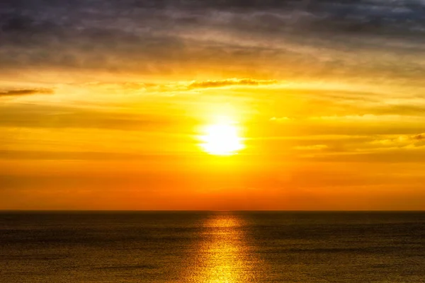 Hermosa Puesta Sol Sobre Océano —  Fotos de Stock