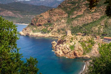 Fransa 'nın Korsika kentindeki Porto şehri ve Piana dereleri (Calanques de Piana)