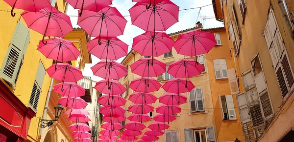 Güney Fransa Grasse Merkezinde Şemsiyeler — Stok fotoğraf