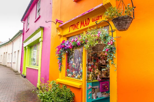 Kinsale Cork Ierland Mei 2018 Kleurrijke Huizen Marktstraat Het Winkelcentrum — Stockfoto