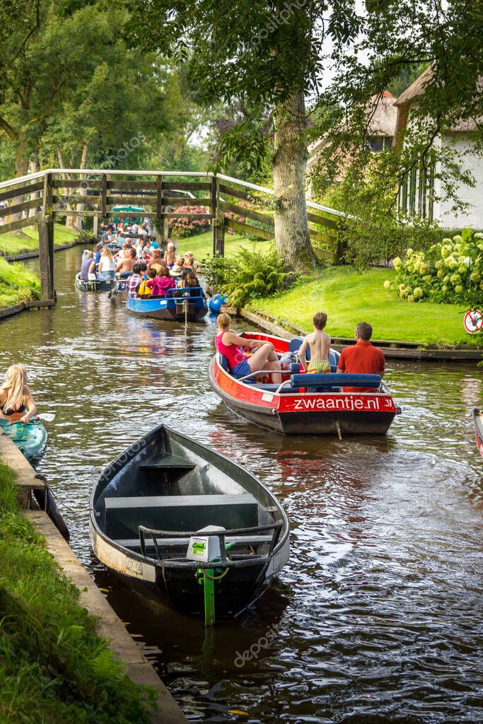 Giethoorn, Países Bajos 23 de agosto de 2017 Visitantes desconocidos