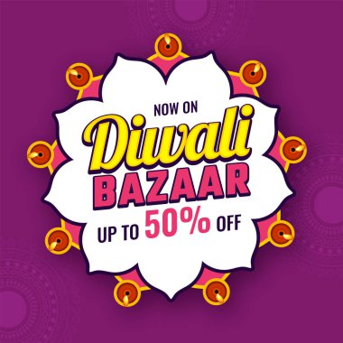 Hint Festivali kutlama için mor çiçek arka plan üzerinde % 50 indirim teklif ile Diwali ın Bazaarı şablonu veya el ilanı tasarımı.