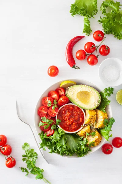 Tigela Buda Vegan Tigela Almoço Saudável Com Abacate Tomate Milho — Fotografia de Stock