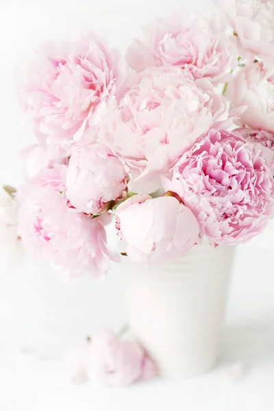 Hermoso Ramo Flores Peonía Rosa Jarrón — Foto de Stock