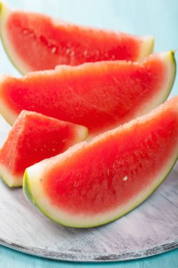 Kırmızı karpuz dilimleri, yaz meyve