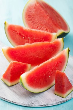 Kırmızı karpuz dilimleri, yaz meyve