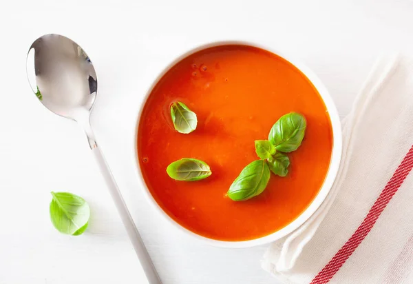 Sopa Tomate Plana Colocar Backgorund Branco — Fotografia de Stock