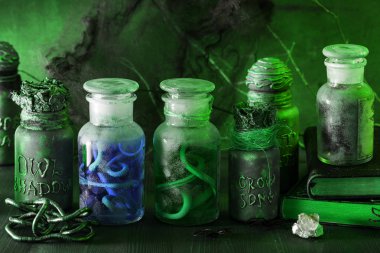 cadı eczacı kavanozları sihirli iksirler cadılar bayramı dekorasyonu