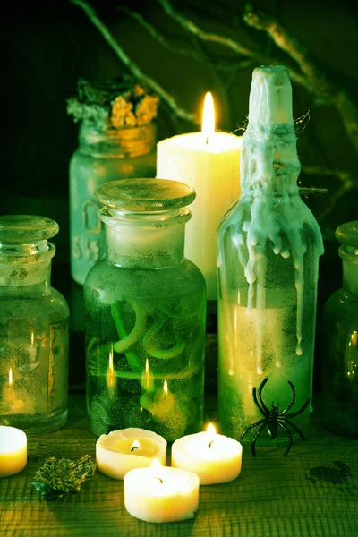 Hexe Apotheke Gläser Zaubertränke Halloween Dekoration — Stockfoto