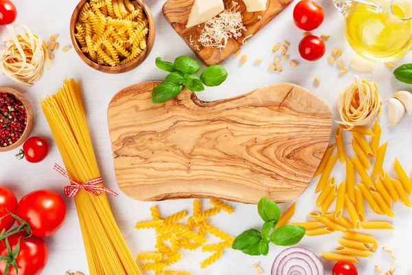 Ingredients Italian Cousine Flat Lay Pasta Spaghetti Penne Fusilli Tomato — Stock Photo, Image