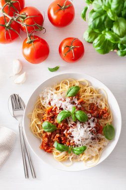 fesleğen ve parmesan, spagetti bolognese makarna çeşitleri