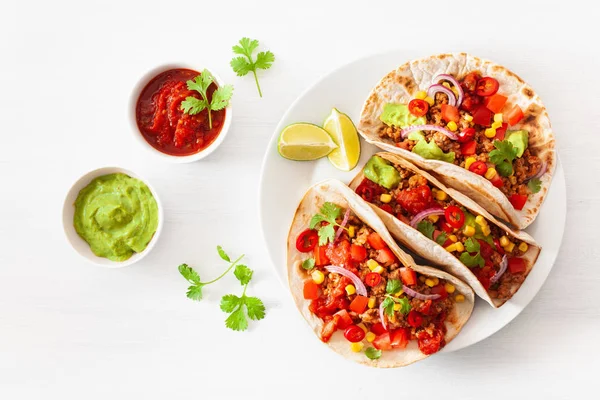 Tacos Mexicanos Ternera Cerdo Con Salsa Guacamole Verduras — Foto de Stock