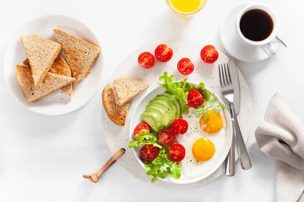 健康早餐平躺 西红柿 — 图库照片