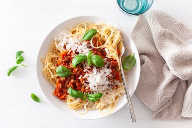 fesleğen ve parmesan, spagetti bolognese makarna çeşitleri