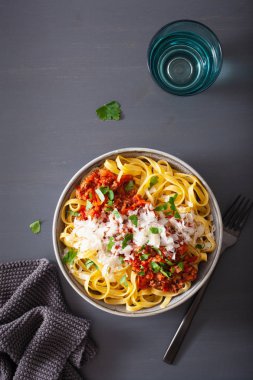 otlar ve parmesan, Tagliatelle bolognese makarna çeşitleri