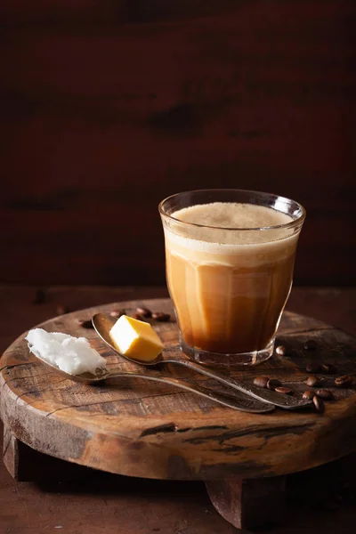 Bulletproof coffee, keto paleo drink blended with butter and coc — Stock Photo, Image