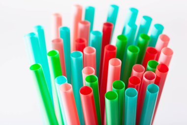 Tek kullanımplastik içme pipetleri