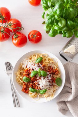 fesleğen ve parmesan, spagetti bolognese makarna çeşitleri