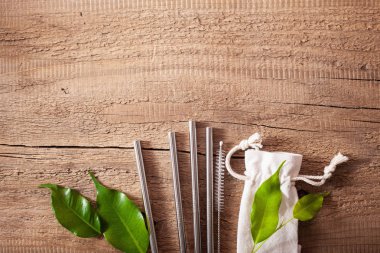 çevre dostu yeniden kullanılabilir metal içme saman. sıfır atık kavramı