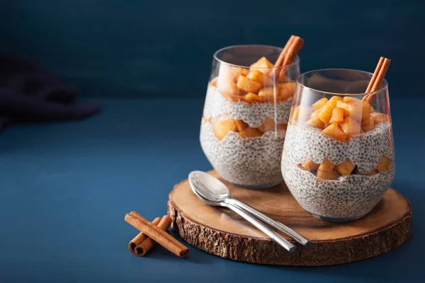 Chia pudding with cinnamon simmered apples and peanut butter — Stock Photo, Image