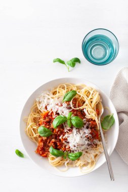 fesleğen ve parmesan, spagetti bolognese makarna çeşitleri