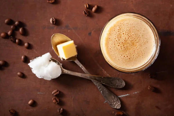 Kugelsicherer Kaffee Keto Paläo Getränk Mit Butter Und Kokosöl — Stockfoto