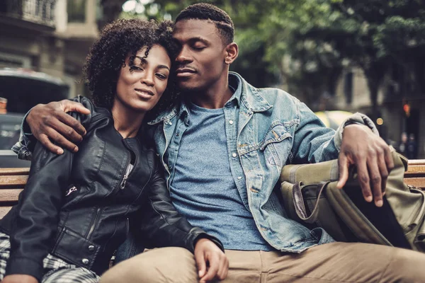 Young happy black couple outdoors — Stock Photo, Image