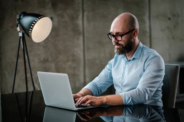 Middle-aged designer working in office — Stock Photo, Image