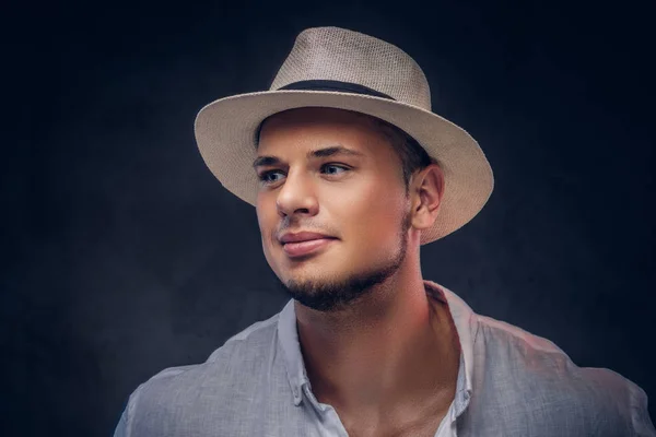 Retrato Cerca Guapo Barbudo Moda Con Camisa Blanca Sombrero Panama — Foto de Stock